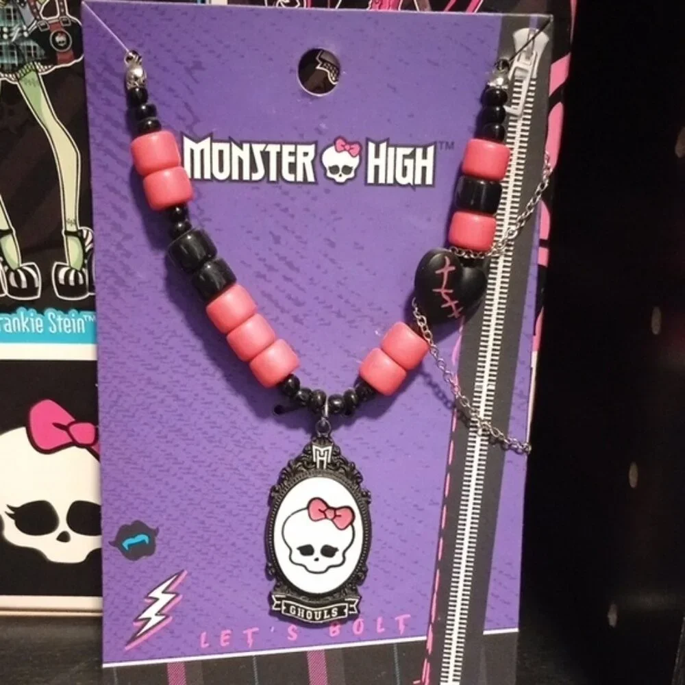 Monster High Cameo Skull Beaded Necklace